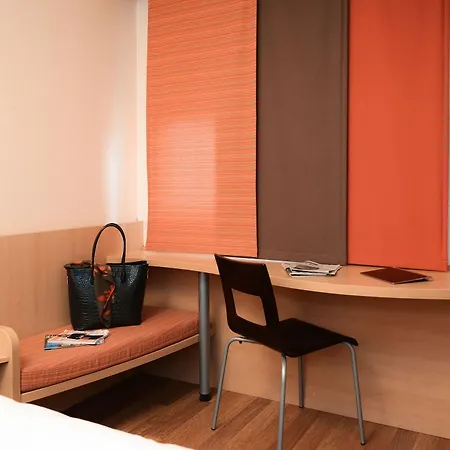 Szálloda Ibis Port De Plaisance 3*