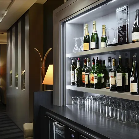 Hotel Ibis Port De Plaisance Caen