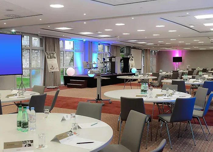 Ibis Centre Hotel 3*